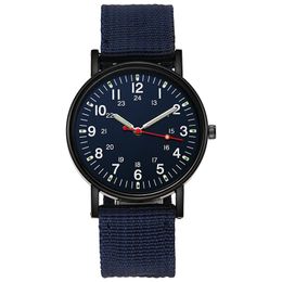 Ocio Reloj para hombre Relojes de pulsera de cuarzo Diseño clásico Reloj de pulsera deportivo Correas de punto Relojes de diseño Luxus-Uhren