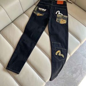 Loissine Straight Tube Fushen Nouvelle taille Jeans brodés à la mode avec Jacquard Men's Damo Pantalon imprimé lâche 406667