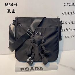 Vrijetijdstas voor dames Nieuwe crossbodytas van Oxford-stof Schattige pop-schoudertas Veelzijdige mode Kleine tas Eenvoudige pendeltas