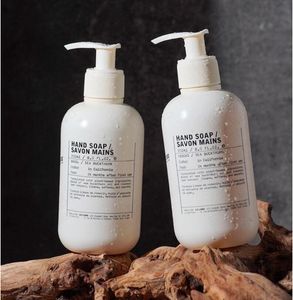 Le Labo Jabón de manos Savon mains 250 ml Jabón de manos perfumado de madera Albahaca Hinoki 2 sabores Crema de loción de manos para hidratar las manos