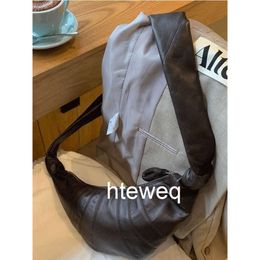 Lemaire Croissant Messager Sac coffre femelle automne et hiver de conception de niche française de haute texture en cuir