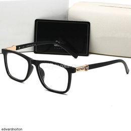 Lens Eyeglass Men Classic Brand Retro Femmes Lunettes de soleil Designer Pilote Pilot Sun Gerres UV Protection Spectacles1