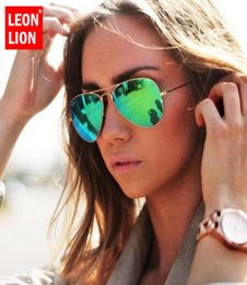 Lunettes de soleil Léonlion 2020 Miroir Sunror Brand Women Designer Luxury Sun Glassements Femmes Vintage Outdoor Oculos de Sol8813835