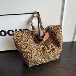 Leopard Design Korean Fashion Shopper Big Sacs pour femmes sac à main sac à main sac de grande capacité sac à main sac à main 240506