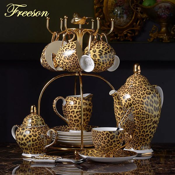 Ensemble de café en porcelaine à imprimé léopard, service à thé de luxe en porcelaine, tasse en céramique, sucrier, théière, théière, verres à café 240319