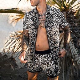 Suisses de survêtement à imprimé léopard Shirts de natation assorties Hawaiian Men Hawaiian plage décontractée