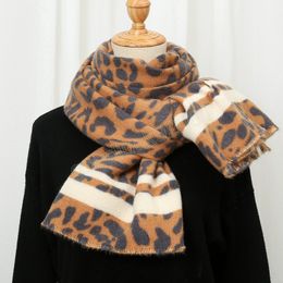 Bufanda de Cachemira y lana con estampado de leopardo para mujer, pañuelo grueso de lujo para invierno, chales Pashmina y chales Foulard Bandana Echarpes