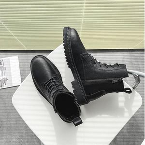 Lerther Botes Men Boots Soft Hiver Side Zipper haut haut haut Cool Black Mens Boot Moto Motorcycle Style Taille 40-45 09 Real le 88 S