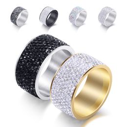 Moins d'acier Full Diamond Ring Band for Men and Women Couple 2023 Nouveau dans des amants noirs blancs personnalisés.