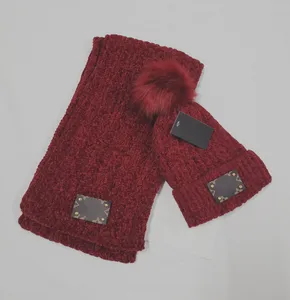 Écharpes en cachemire artificiel avec lettres et chapeau en boule de fourrure, ensemble combiné, écharpe tendance, loisirs d'automne et d'hiver, assorti