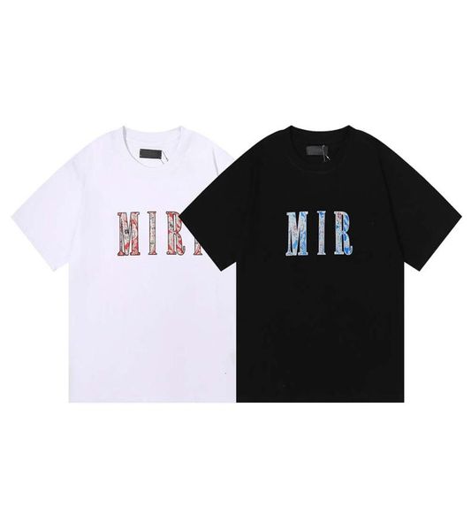 Lettre Bandanna imprimé Mens Designer T-shirt d'été T-shirts Tees Hip Hop Hommes Femmes Noir Blanc T-shirts à manches courtes Taille SXL1022630