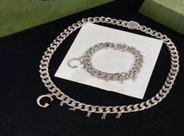 Carta designer colar corrente gargantilha para pulseiras unissex corrente de ouro fornecimento alta qualidade aço inoxidável charme bracelet5645000