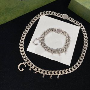 Collier de créateur de lettres, chaîne ras du cou pour Bracelets unisexes, fourniture de chaîne en or, bracelet à breloques en acier inoxydable2611