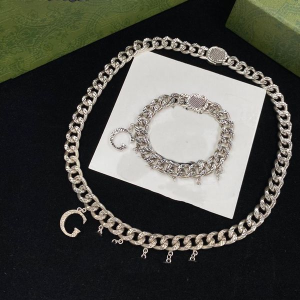 Collier de créateur de lettres, chaîne ras du cou pour Bracelets unisexes, fourniture de chaîne en or, bracelet à breloques en acier inoxydable2485