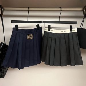 Letra bordada mujer falda azul marino negros sexy mini faldas plisadas de moda