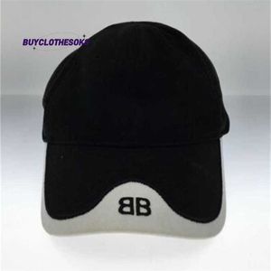 Capes de broderie de lettre Hip Hop Male Femelle Punk Baseball Chapeaux Blnciaga Broidered Logo Hat