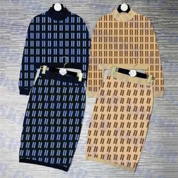 Deux pièces robe lettre pull Jacquard Sexy jupe mince pour les femmes à manches longues tricots robes en tricot deux couleurs