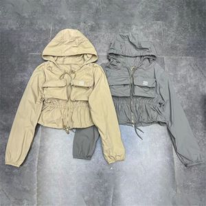Chaqueta de nailon con letras para mujer, Tops, chaquetas de manga larga, abrigos, chaquetas deportivas informales con capucha para mujer
