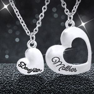 Collier en forme de cœur pour mère et fille, pendentifs double cœur pour femmes, bijoux pour membres de la famille, cadeau de fête des mères