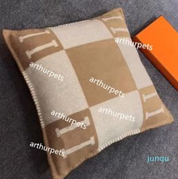 Funda de almohada con letras, funda de almohada de diseñador de Cachemira, funda de cojín personalizada de Jacquard tejido, fundas de sofá, Textiles para el hogar térmico, ropa de cama