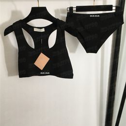 Lettre imprimé femmes sous-vêtements ensembles de sport gilet triangle culotte coton sous-vêtements