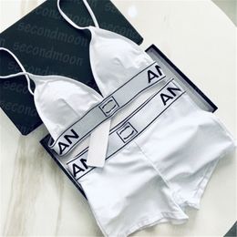 Traje de baño con estampado de letras, traje de baño Sexy sin espalda para mujer, conjunto de Bikinis para vacaciones en la playa, pantalones cortos de cintura alta