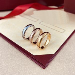 Lettre Anneau Love Rings de fiançailles pour femmes Designer Womens Rose Silver Lovers Couple Cadeau Taille 5-11