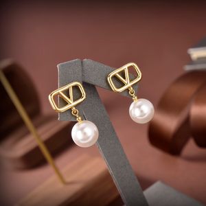 Boucles d'oreilles pendantes en forme de lettre V pour femme, plaquées or 14 carats, bijoux de fête de mariage