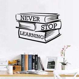 Lettering Studie Boeken Wall Sticker Stop nooit met leren Motiverende Citaat Wall Decal Library Klaslokaal Decor Vinyl Mural AY1689