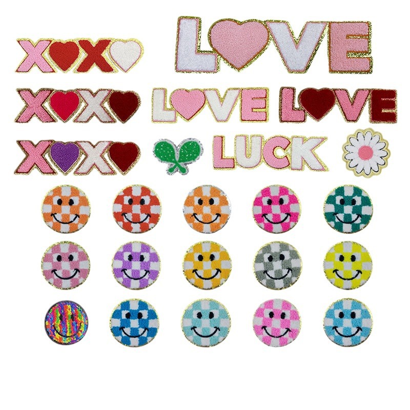 Lettres thermocollantes XOXO Love Heart Chenille avec paillettes à coudre sur des appliques brodées, patch de réparation, projets de bricolage pour vêtements, veste, sac à dos