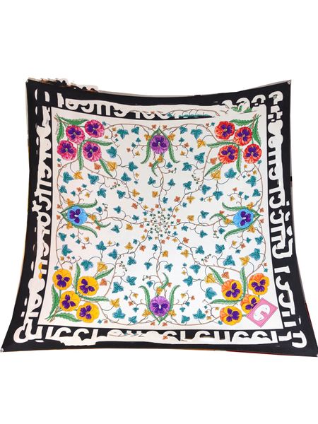 Letras estampado g bufanda de seda diadema Mujeres Fashion Soft Sarking Bagves Hand Silk Bagves Etiquetas Suncreen Silk 90x90 Universal Flower Trendy Skwls Necker