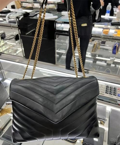 Lettres sacs à bandoulière fourre-tout en cuir de vachette sacs à main de designer matelasse sacoche oreiller magnétique boucle à quatre voies mini taille sacs de luxe noir XB019 E23