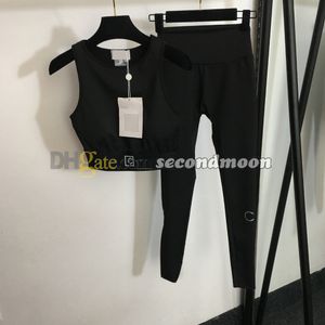 Letras Webbing Crop Top Mujeres Flacas Yoga Leggings Cintura alta Pantalones deportivos Diseñador Chándal