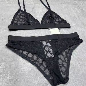 Letters zonder beugel sexy Franse kanten lingerie borduurbeha driehoek cup zuivere wind hoogwaardige mode temperament bikini
