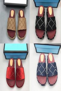 Lettres Femmes Men Slippers Designer Sandals Summer Beach Shoes Plateforme Platphescules Classic Espadrille2015375