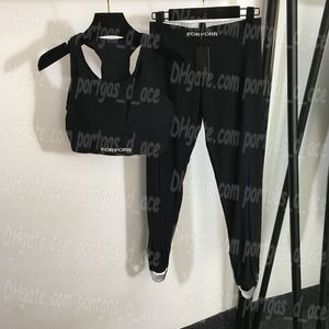 Lettres Femmes Survêtement De Luxe Noir Yoga Tenues Sexy Sans Manches Réservoirs Pantalon Designer Yoga Tops Leggings Ensemble