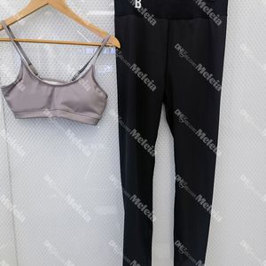 Lettres Femmes Survêtement Été Sans Manches Rembourré Sportswear Designer Noir Yoga Tenues Sexy Soutien-Gorge Legging Ensemble