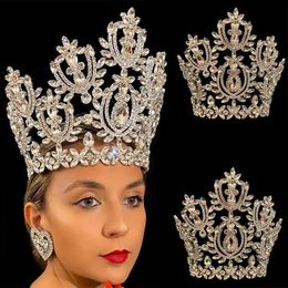 Levery Large Rhinestone Crown Tiara Moda Accesorios para el cabello Diadema de lujo Big Crystal Bridal Crown Joyería de mujer para Miss 240305