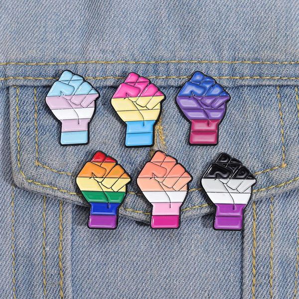 LGBT Rainbow colorido Broche lindas películas de anime de anime Pins de esmalte dura recolección de dibujos animados Bolso de mochila