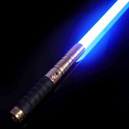 LGT Sabre laser RVB Poignée en métal Épée 4 ensembles Son Jedi Sith Luke Sabre de lumière Force FX Heavy Dueling Changement de couleur FOC Lock Up G220414