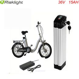 Batterie de vélo électrique li-ion 36v 15ah batterie ebike type de poisson argenté batterie lithium-ion 36volt avec chargeur