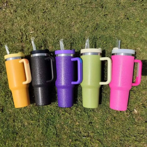 Couvercle Poignée De Paille Nouveau Gobelet Avec Tasse De Voyage Isolée De 40 Oz Tasse De Bière Bouteille D'eau Revêtement En Poudre Tasse De Camping En Plein Air Gobelets Isolés Sous Vide Ups s