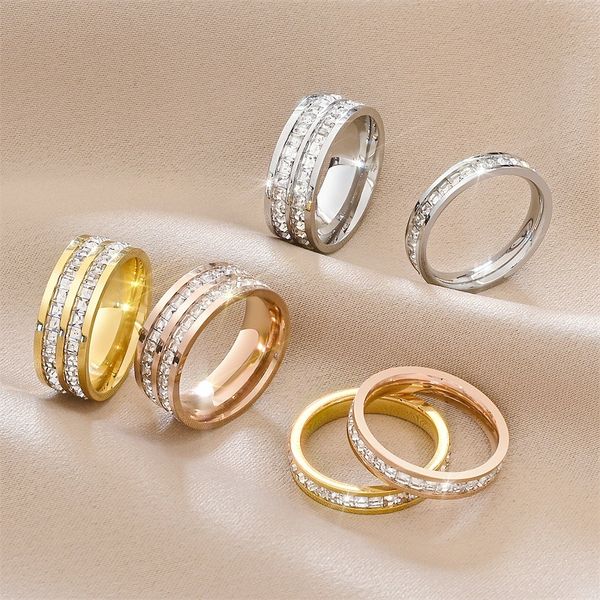 Design léger et luxueux, bague en diamant pour couple étoilé, bague en zircon et en acier titane pour femmes, ne se décolore pas