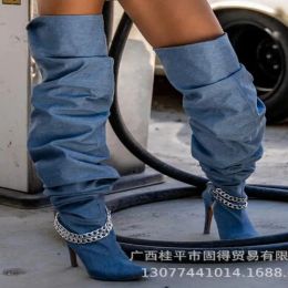 Jeans bleu clair Denim Double chaîne en métal argenté bout pointu talons fins sur les bottes au genou femmes fermeture éclair cachée bottes de course