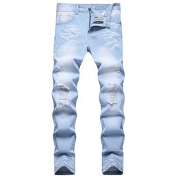 Lichtblauwe streetwear herenjeans lente herfst gescheurde denim broek gat noodlijdende slim-fit rechte nostalgische broek