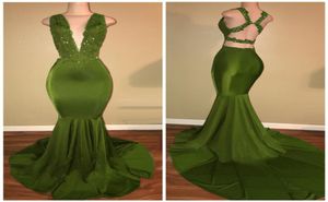 Light Green Long Mermaid Prom -jurken 2018 Nieuwe mouwloze sexy back Sweep Strain Deep V nek formele avondjurk feestjurken cust3765060