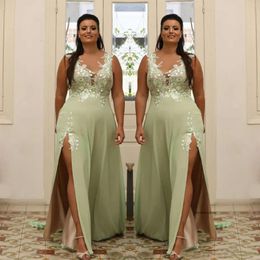 Robes de bal appliquées en vert clair plus