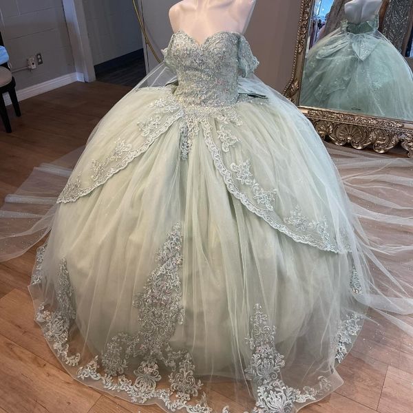 Robe De princesse Quinceanera vert clair, épaules dénudées, avec des Appliques De perles, en tulle, robe De bal, 16 ans