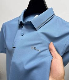 Luxury Luxury Brand Ice Silk à manches courtes Polo Mens 2024 Fashion Summer Tshiry Tshirt Vêtements 240507