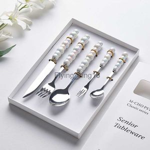 Couteau à poignée en céramique de luxe léger, fourchette et cuillère, boîte-cadeau, ensemble de vaisselle en acier inoxydable domestique HKD230812
